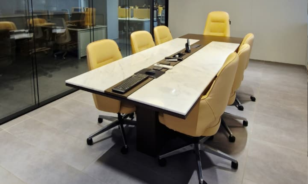 Executive cabin with client seating